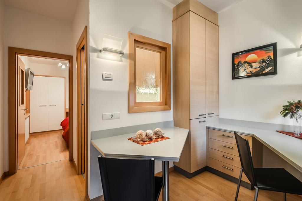 סאן קאסיאנו Taela Apartments מראה חיצוני תמונה