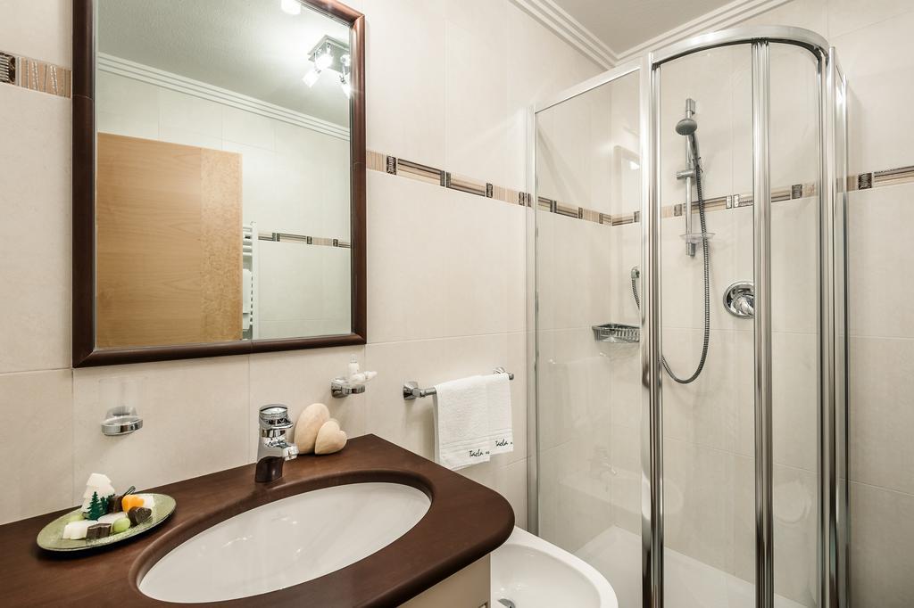 סאן קאסיאנו Taela Apartments מראה חיצוני תמונה